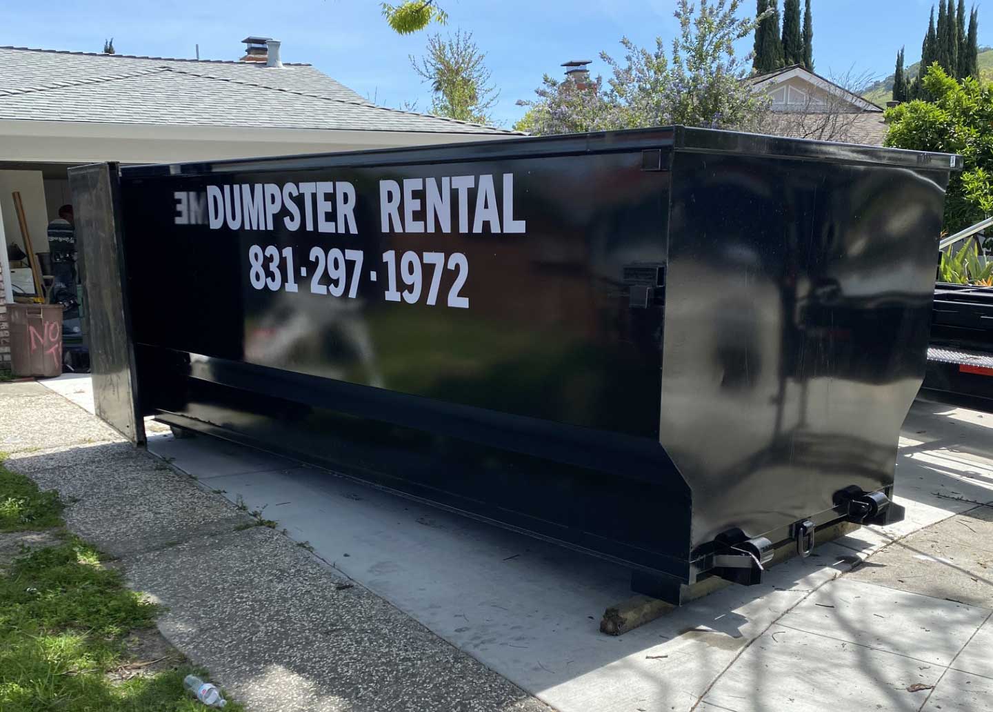 Residential dumpster rental delivered in Gilroy, CA