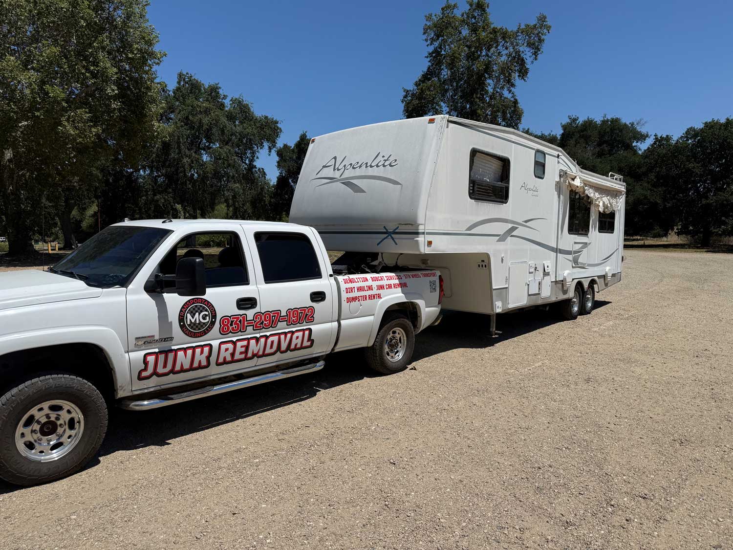 5th wheel hauling service near Hollister and Gilroy